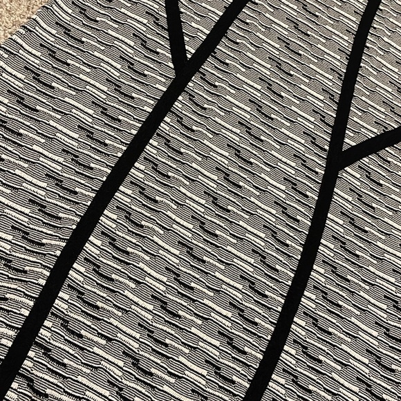 3/$15 Marc New York Andrew Marc dress - Picture 2 of 6